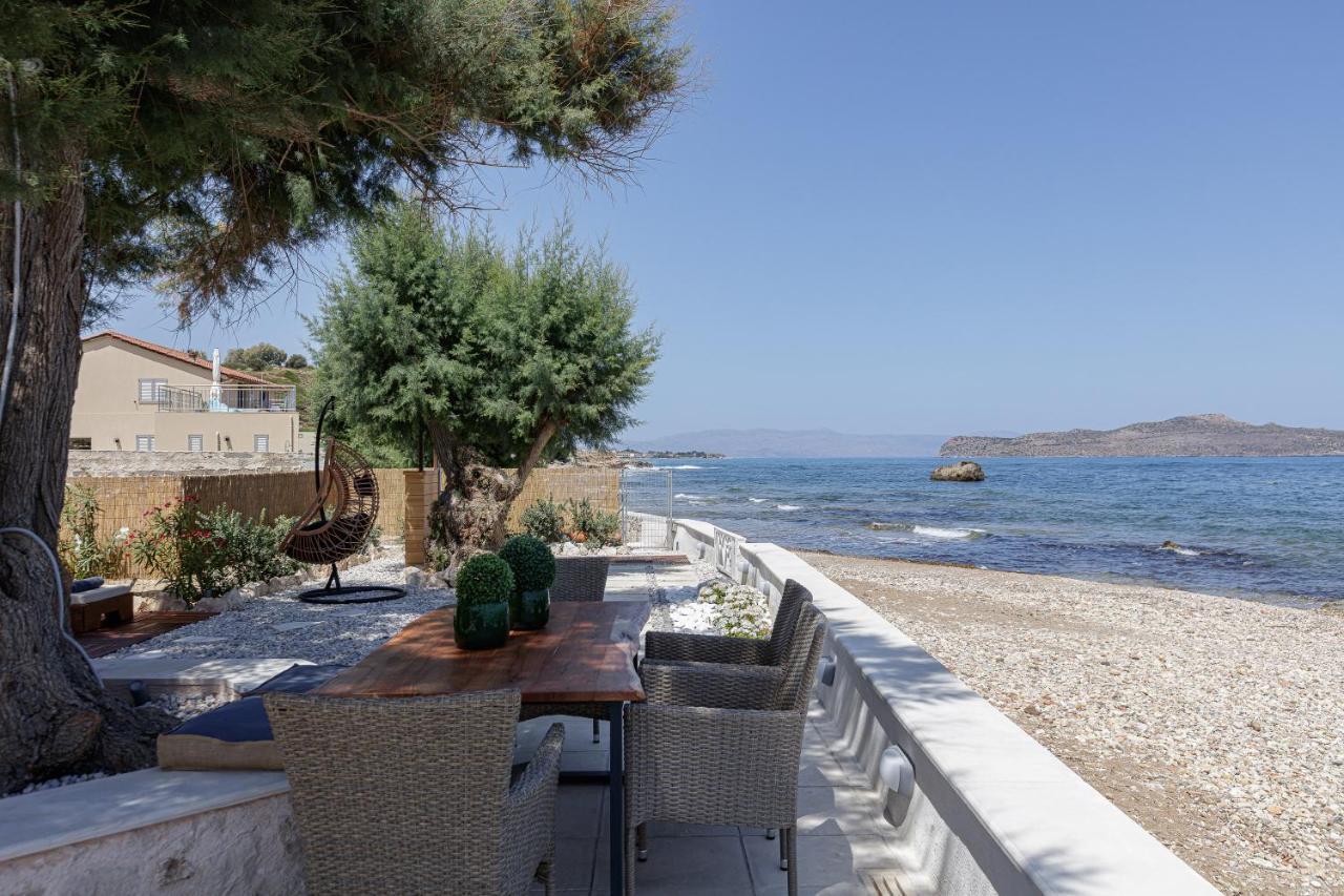 Villa Seashell -Wonderful Newly Renovated Villa On The Beach Galatás Zewnętrze zdjęcie