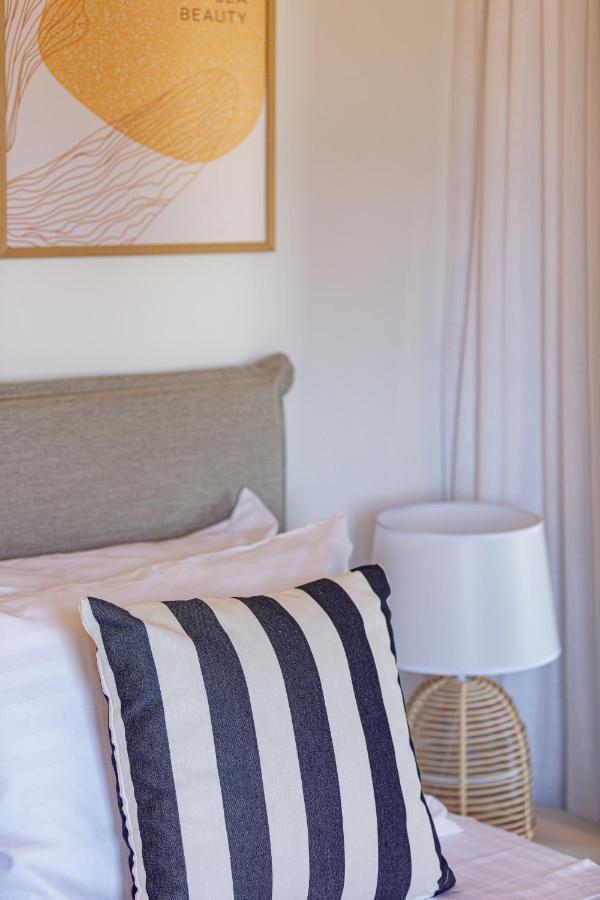 Villa Seashell -Wonderful Newly Renovated Villa On The Beach Galatás Zewnętrze zdjęcie