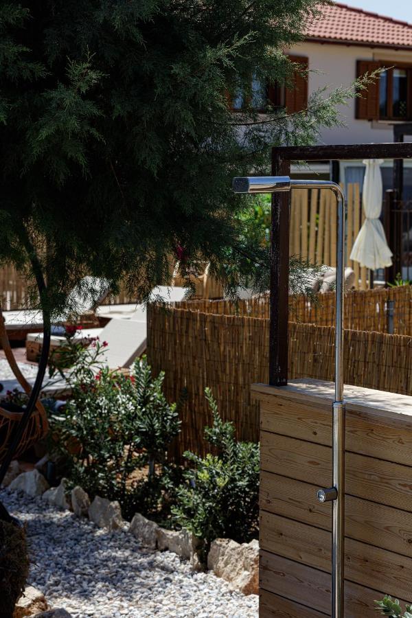 Villa Seashell -Wonderful Newly Renovated Villa On The Beach Galatás Zewnętrze zdjęcie